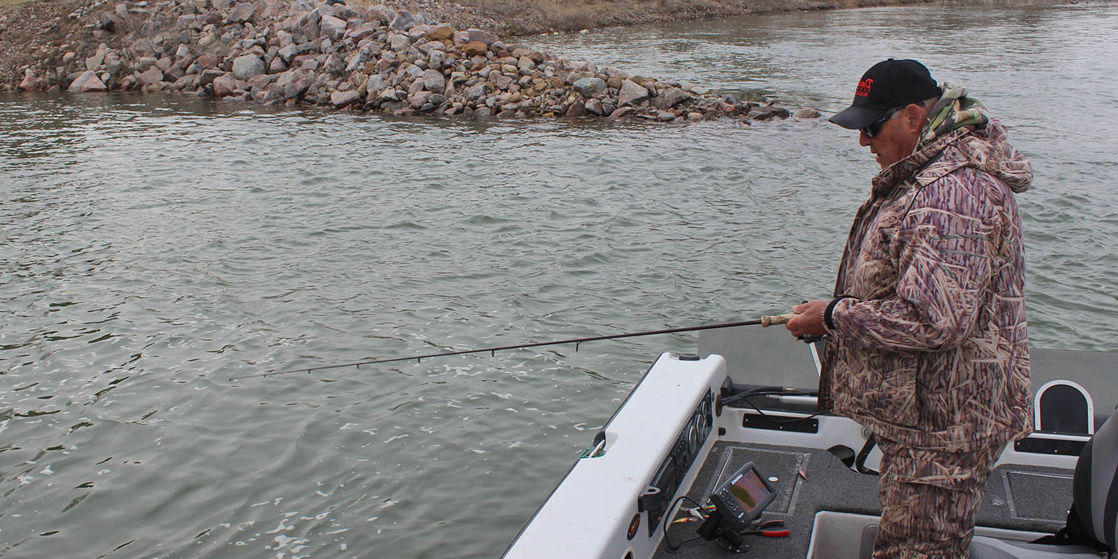 Dad Jig Fishing Jeddy by the House